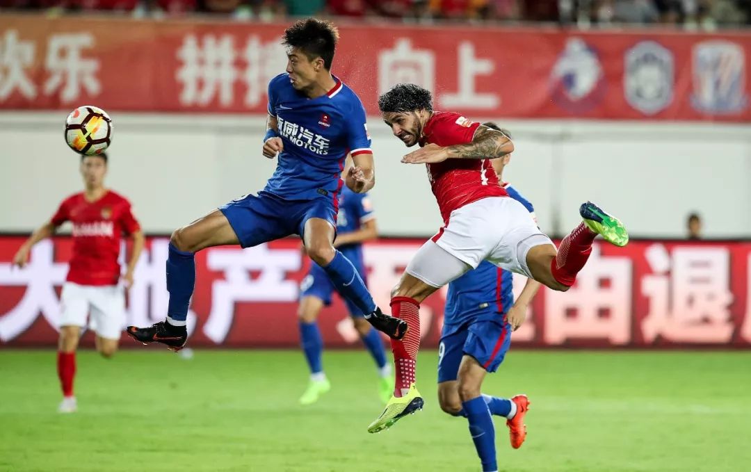 重庆客场击败福建，取得宝贵胜利