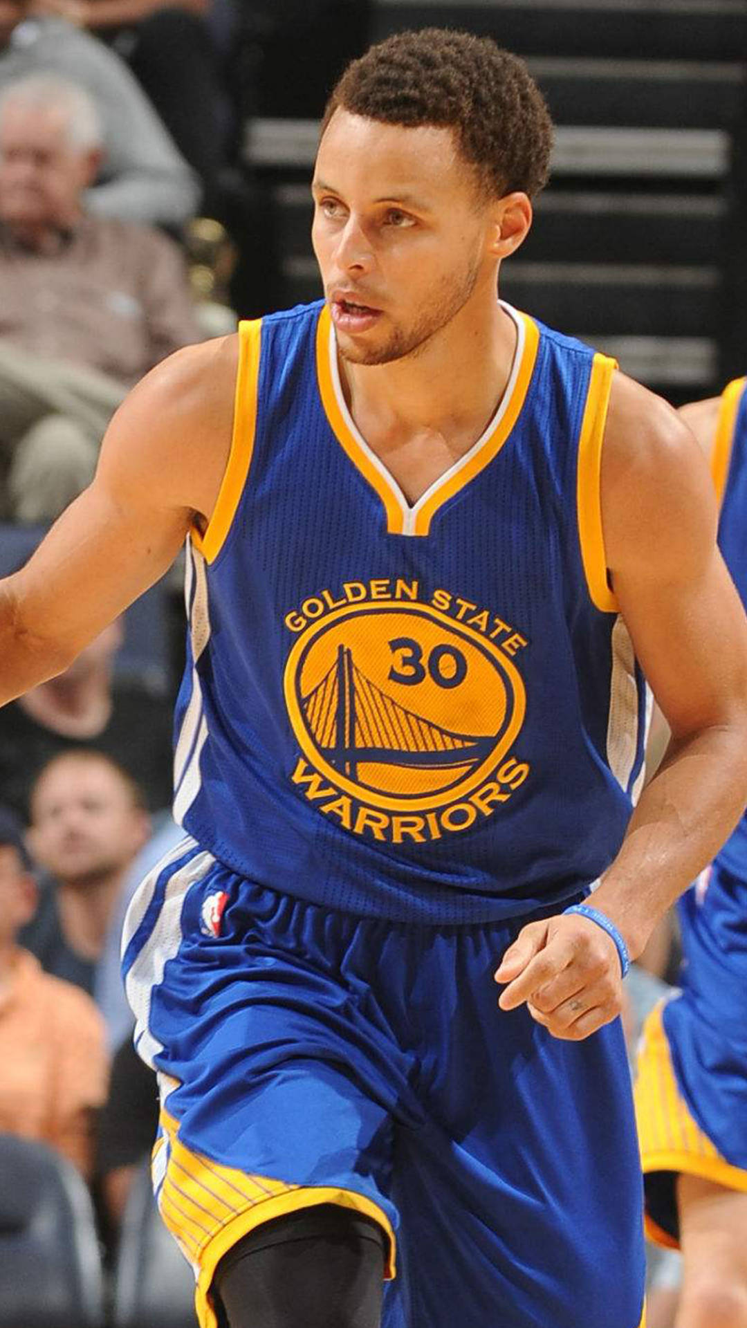 库里焦点对战，西亚卡姆与30激战西班牙队分钟，持续失利胜负难料！